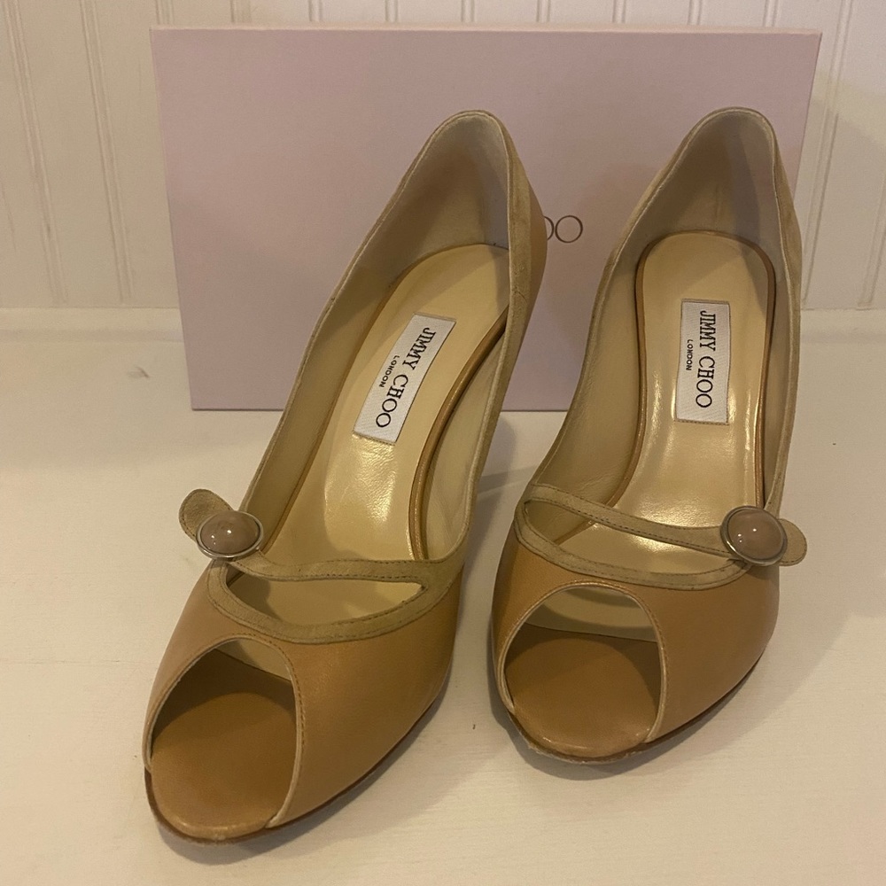 Jimmy Choo Heart Camel Heels in a size 39.5